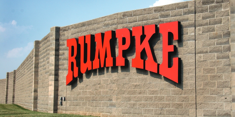 Rumpke Logo On Side Of Brick Wall