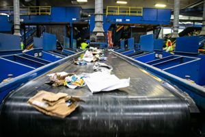 Rumpke Sorting Process At Material Recovery Facility